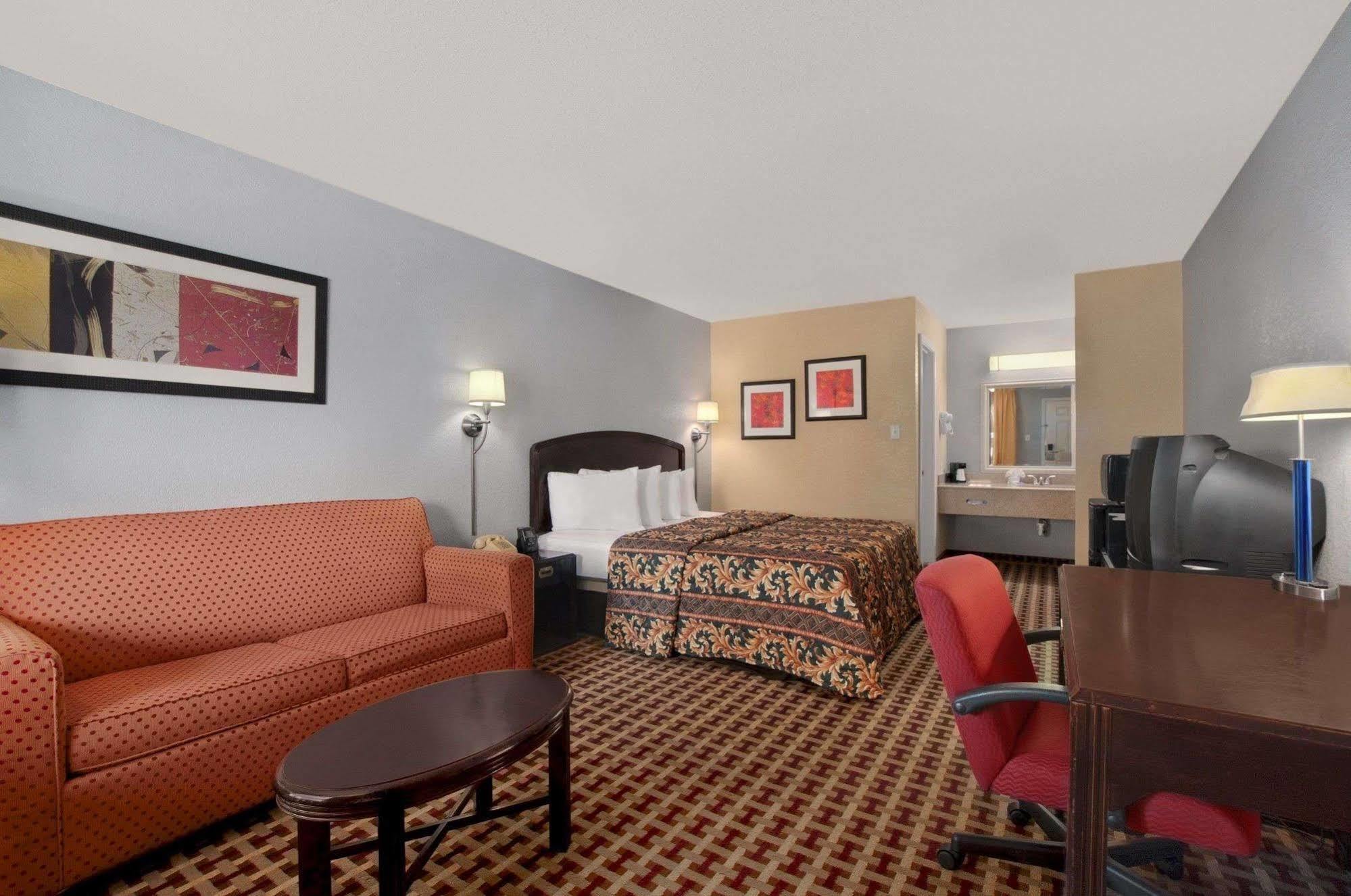 Super 8 By Wyndham Corsicana Εξωτερικό φωτογραφία